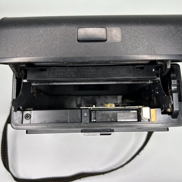 Kodak Colorburst 200 Instant Camera With Manual, Bag and Flashes - Picture 8 of 14